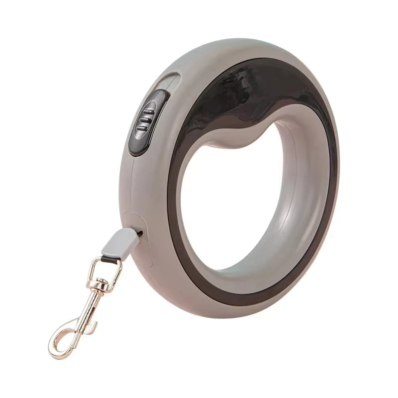 Retractable Dog Leash with Brake & Lock – detail view
